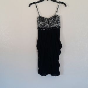Women's black & white dress